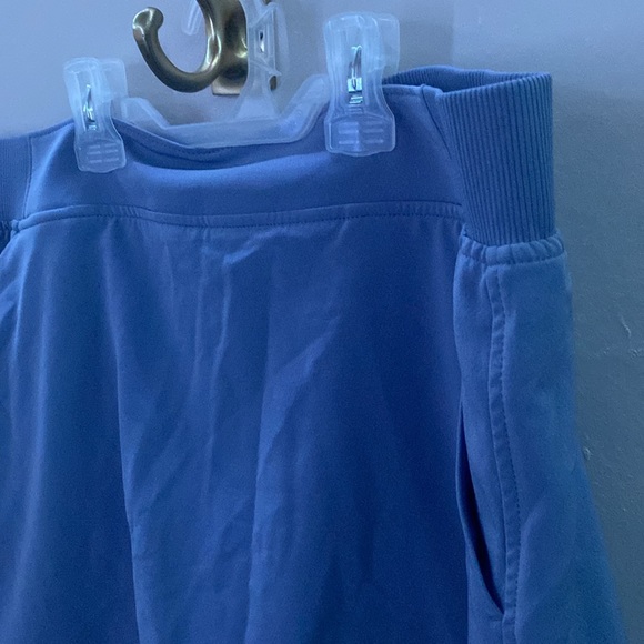 Women’s 32 Degree Purple Scort Size L - Picture 3 of 3